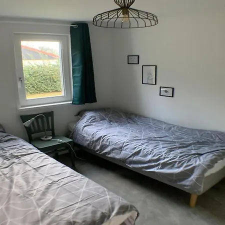 Renovated With Garden For Families Ferienhaus *