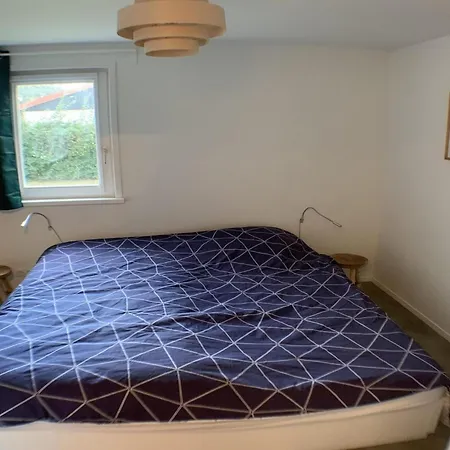 Дом отдыха Renovated With Garden For Families *