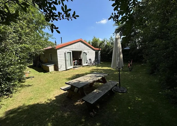 Renovated With Garden For Families