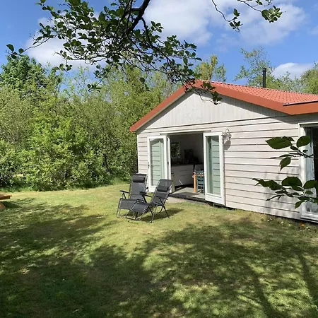 度假居 Renovated With Garden For Families *