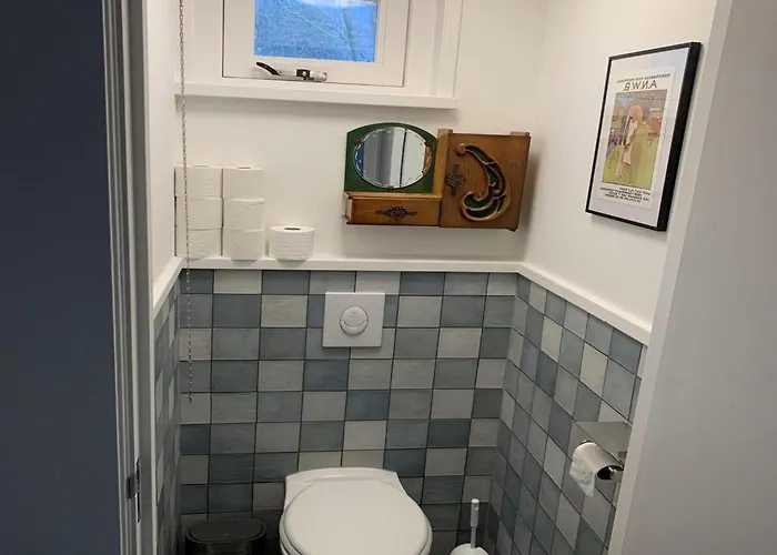 Renovated With Garden For Families 度假居